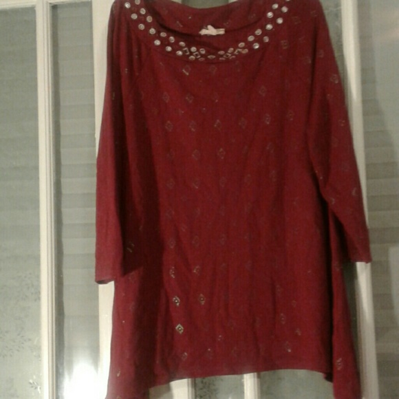 Shirt - Picture 2 of 3